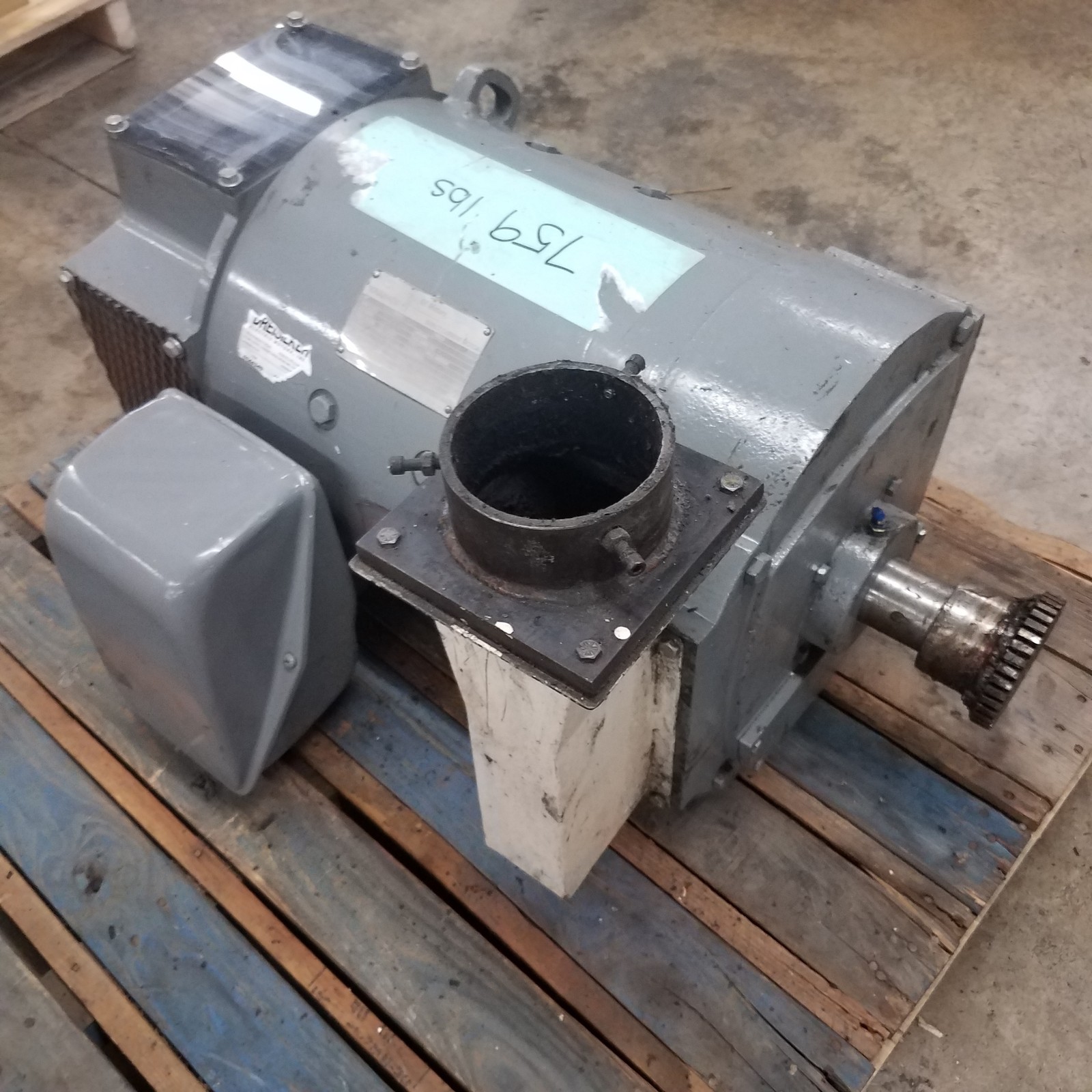 Kinamatic 5CD183SA043B017, 40 HP, 1750/2100 RPM, DC Motor w/1-1/2HP Blower Motor