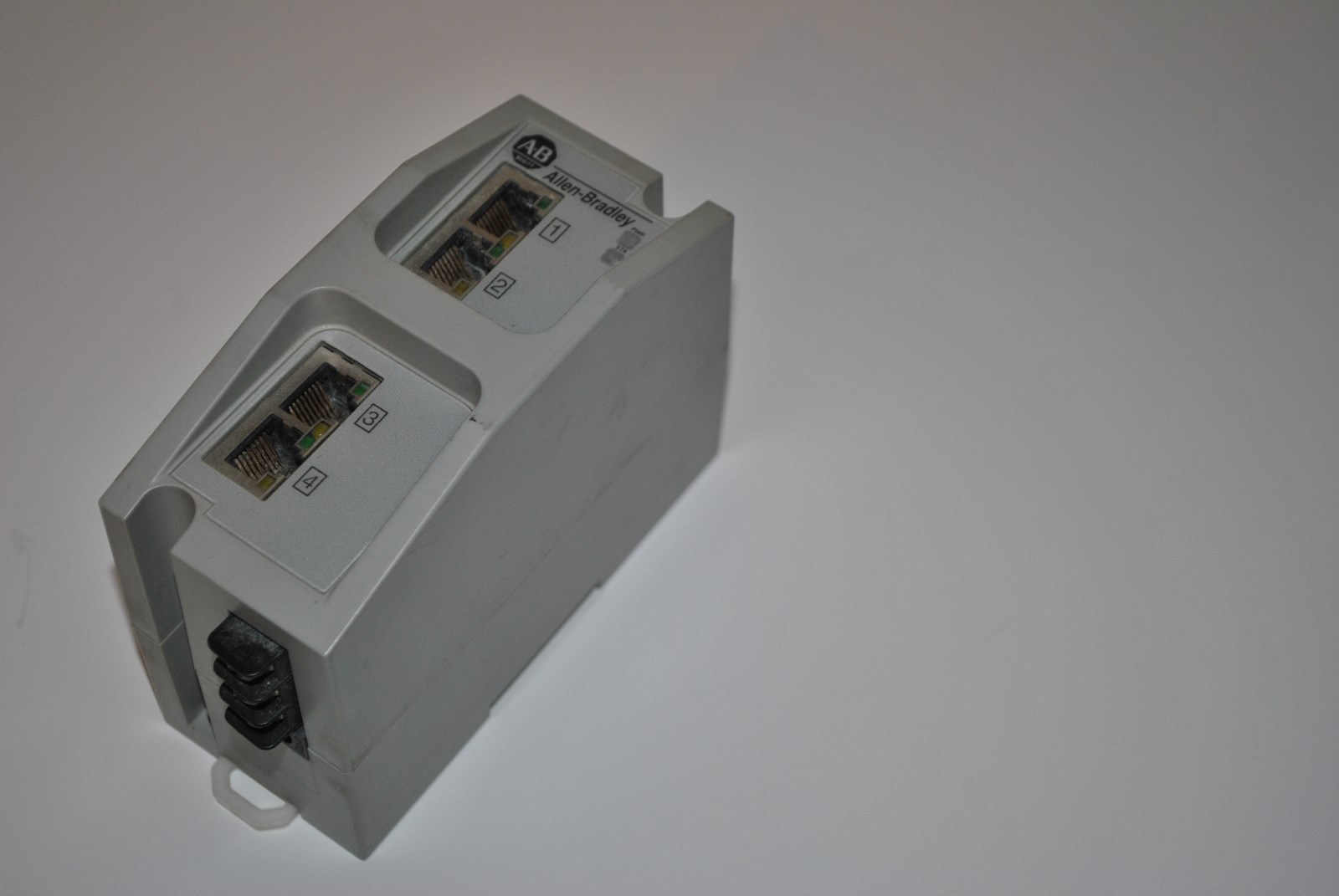 9300-4EDM ALLEN BRADLEY 4-PORT ETHERNET DIAGNOSTIC MODULE