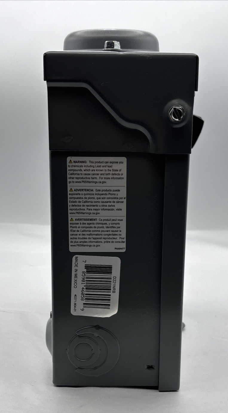 SQUARE D SAFETY Disconnect – SWITCH D221NRB SERIES E3 3R ENCLOSURE 30 AMP 240VAC