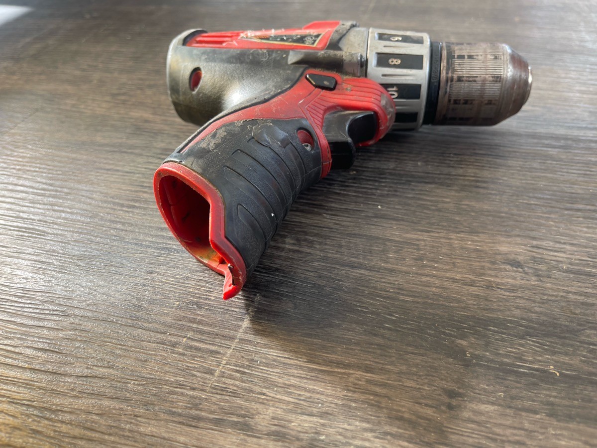 MILWAUKEE TOOLS 3404-20 HAMMER DRILL *TOOL ONLY* (B06003890)