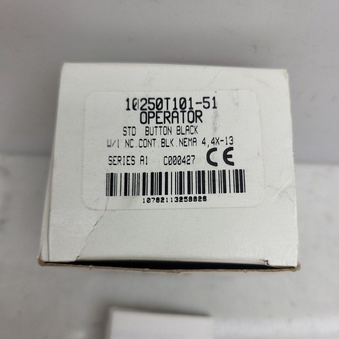 Cutler Hammer 10250T101-51 Push Button Flush Operator Black Series A1