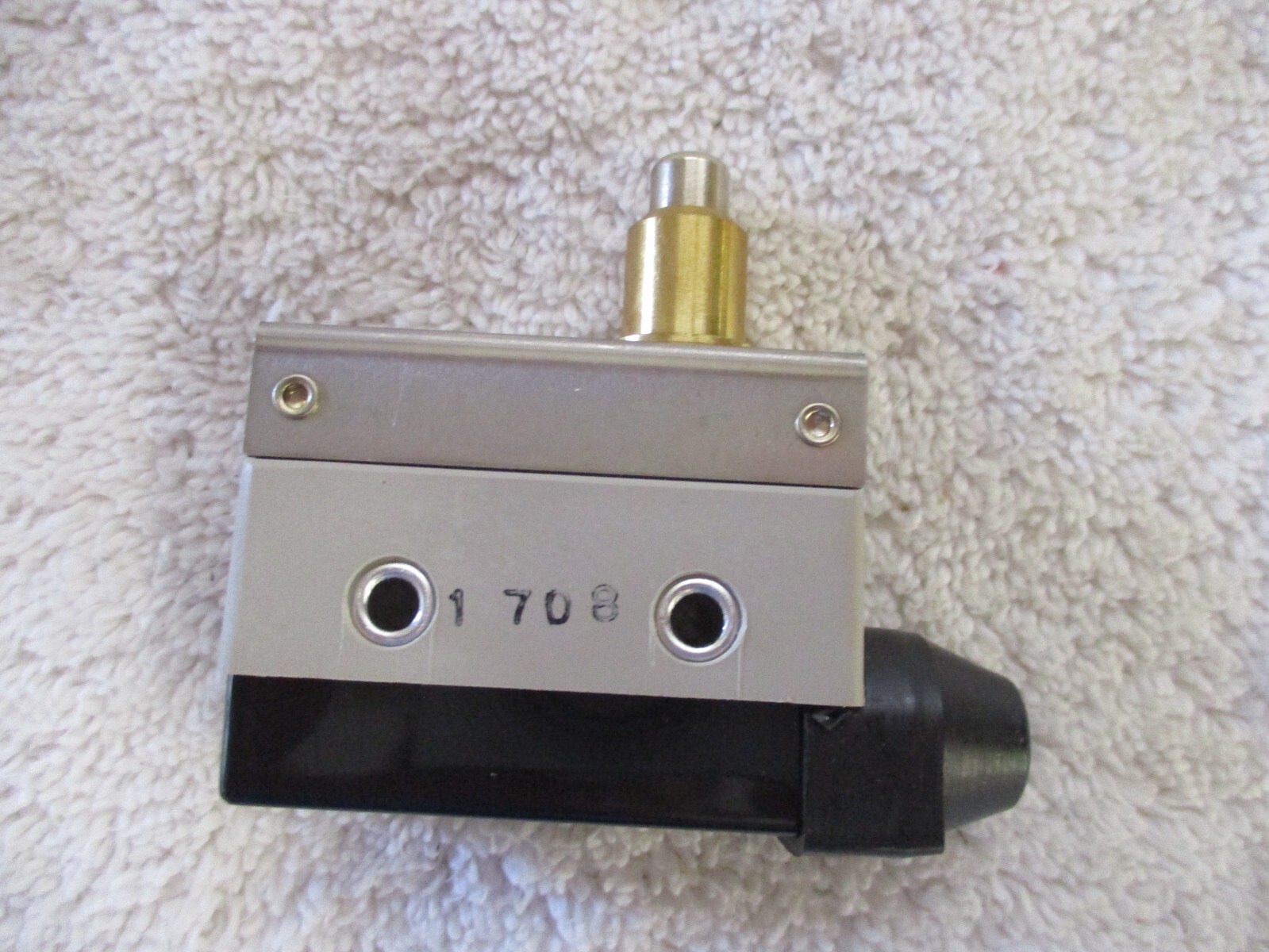 NEW SOLON Limit Switch ML-7110
