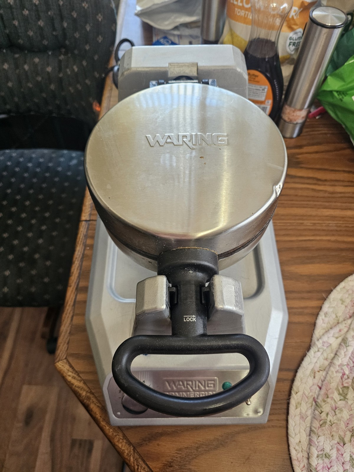 Waring WW180 Commercial Single Belgian Waffle Maker Tested