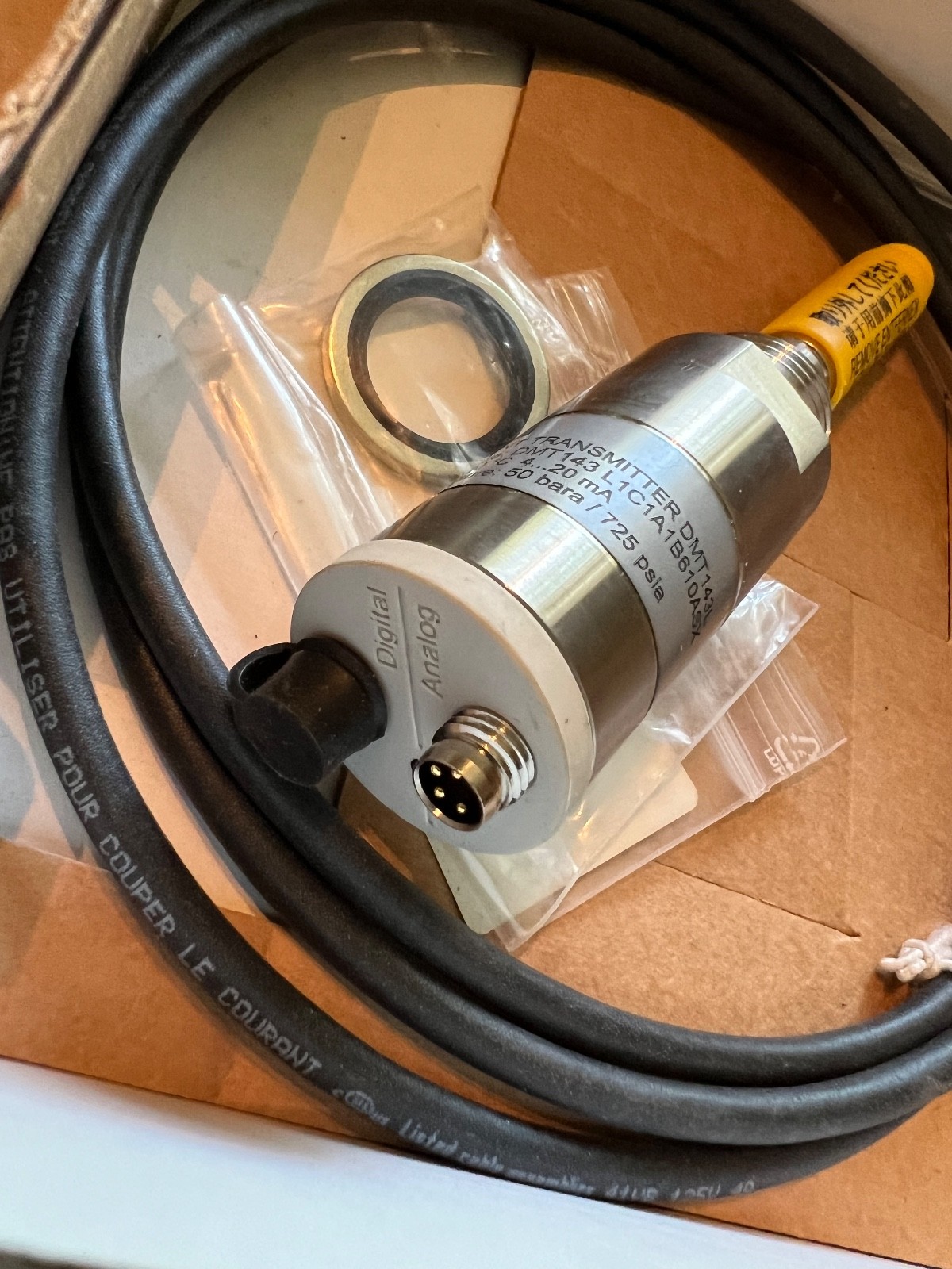 VAISALA DMT143 DMT143L1C1A1B610ASX Dew Point Sensor Transmitter SSR DMT-143L