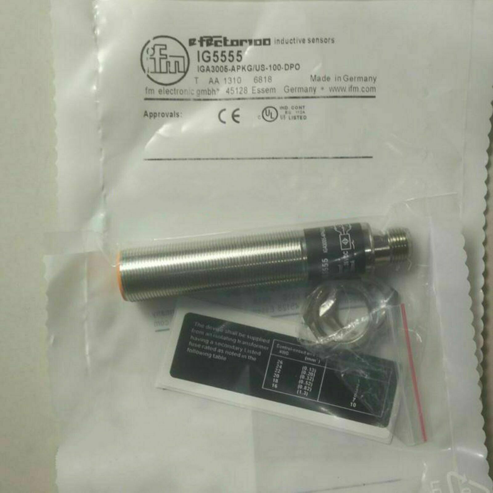 IFM IG5555 IGA3005-APKG/US-100-DPO Proximity Switch New #