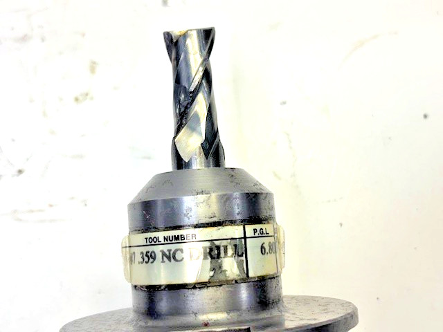 #7 .359 DRILL 6.800 W/ CAT 50 TAPER END MILL HOLDER