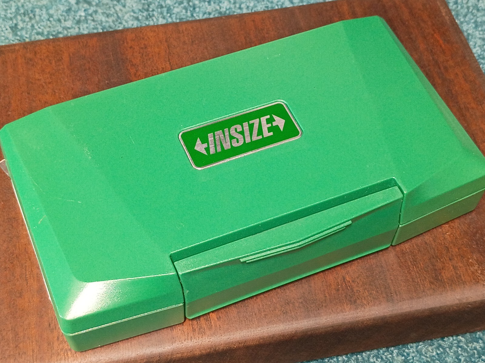 Insize Outside Micrometer 0-1″ Resolution 0.0001″ Model 3203-1 MPN 816564 W/Box