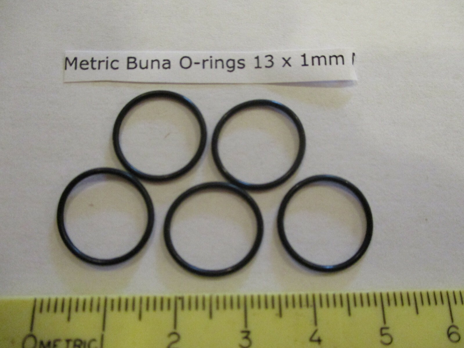 13mm ID x 15mm OD x 1mm thick O-ring. Buna-70. Quan 5.