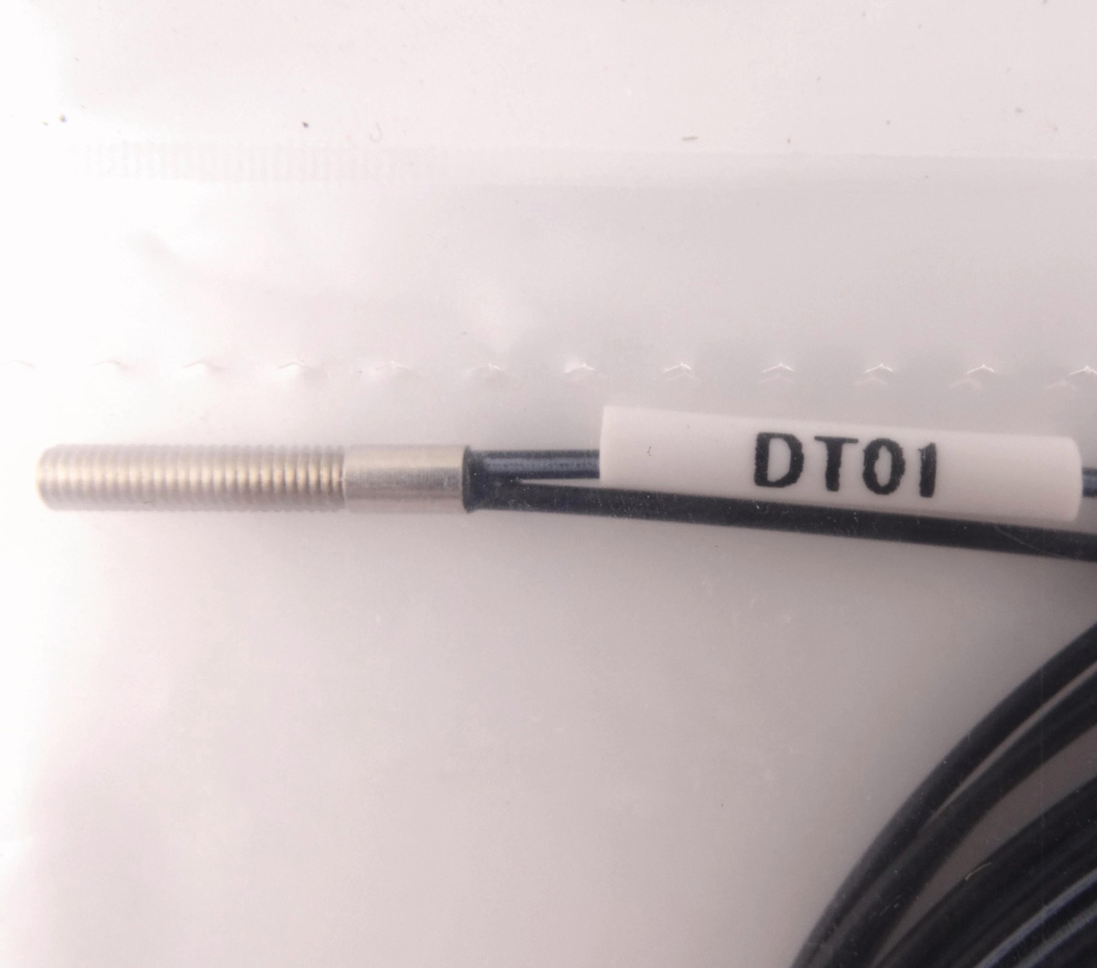 New Sick LL3-DT01 Fiber Optic Proximity Sensor- 60 Day Warranty