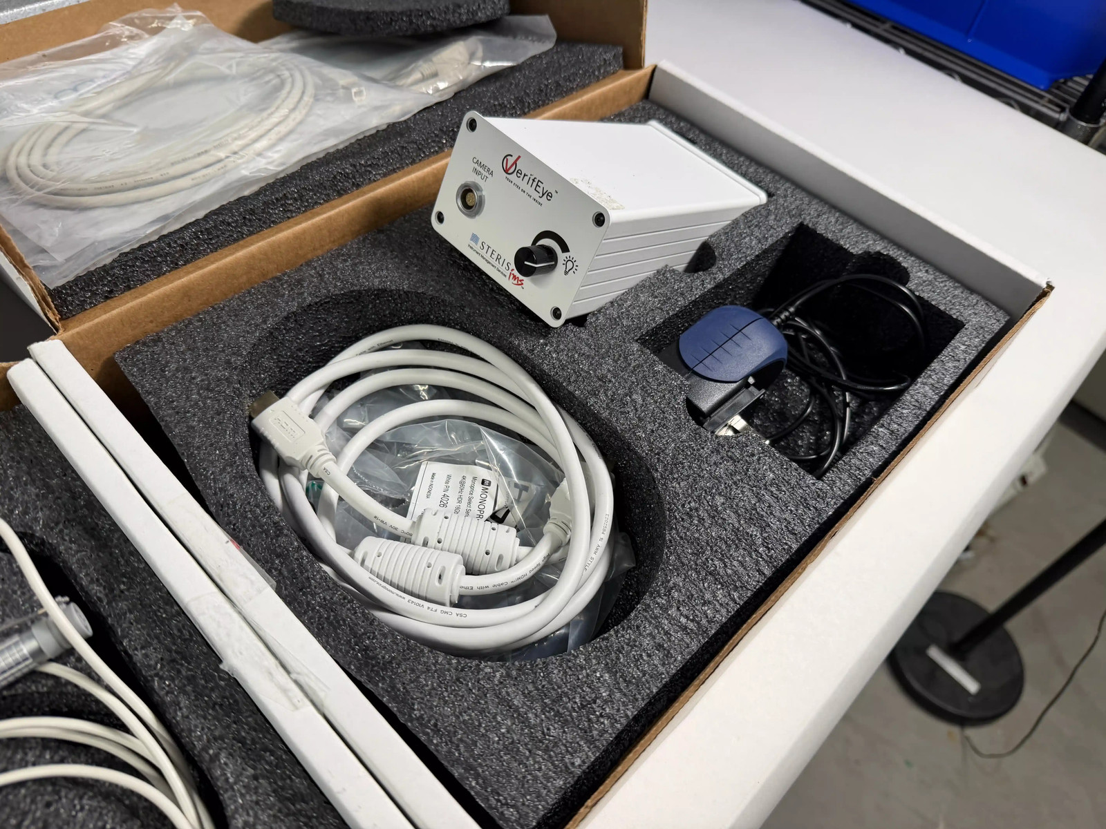 STERIS VerifEye Video Borescope System VEYE101-101 & VEYE101-103 CCU