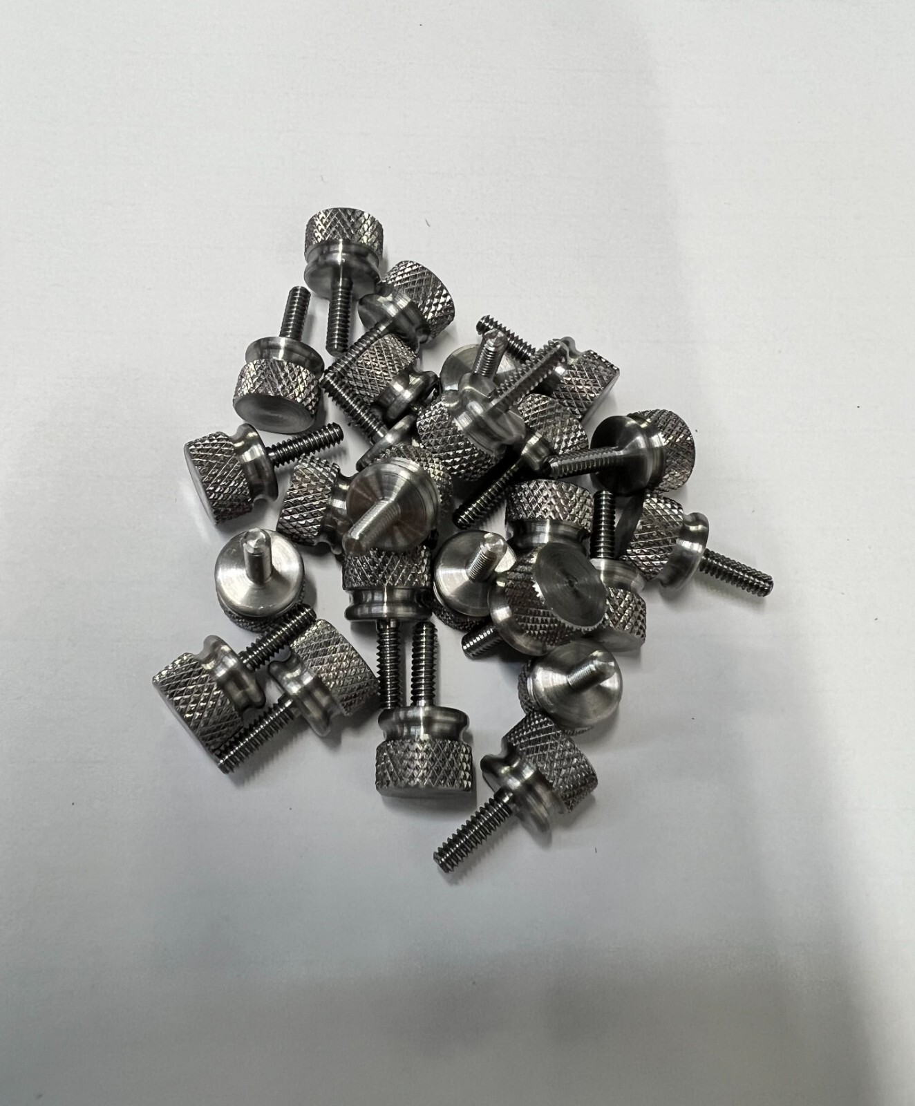 Knurled Thumb Screw Steel 4-40 Thread 3/8 length – 25 Pieces – 7101CRS