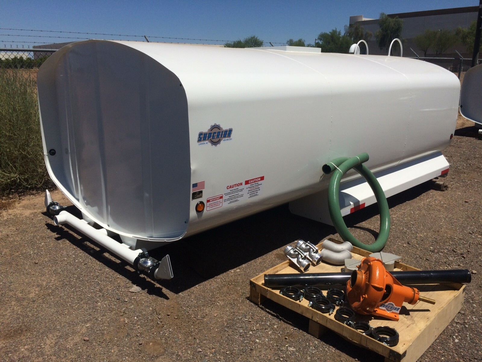 New 4,000 gallon TANK KIT with 6 sprays (2)- front (2) -rear (2)- side, pump