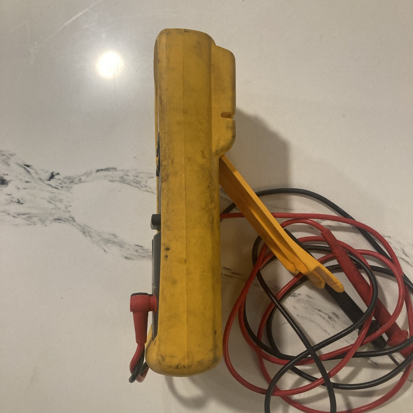 Fluke FLUKE 87-V Handheld Multimeter