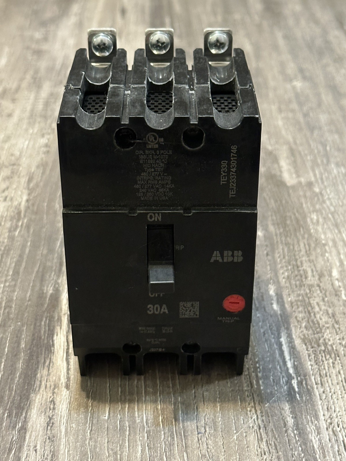ABB TEY330 Molded Case Breaker 480/277