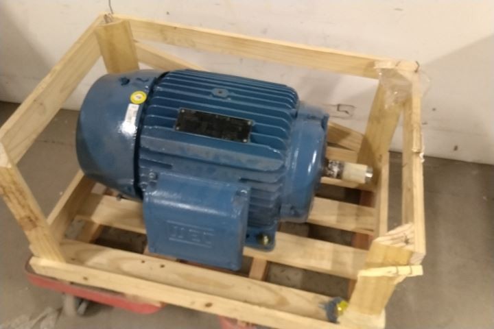 Weg 01536ST3QIE254T-W22 15 HP 3530 RPM 460VAC 3-Phase IEEE 841 Motor