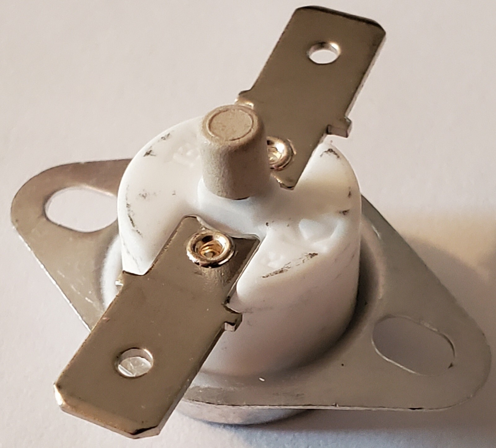 487027433 195F Inlet Air Thermostat For Wascomat / Electrolux Dryer
