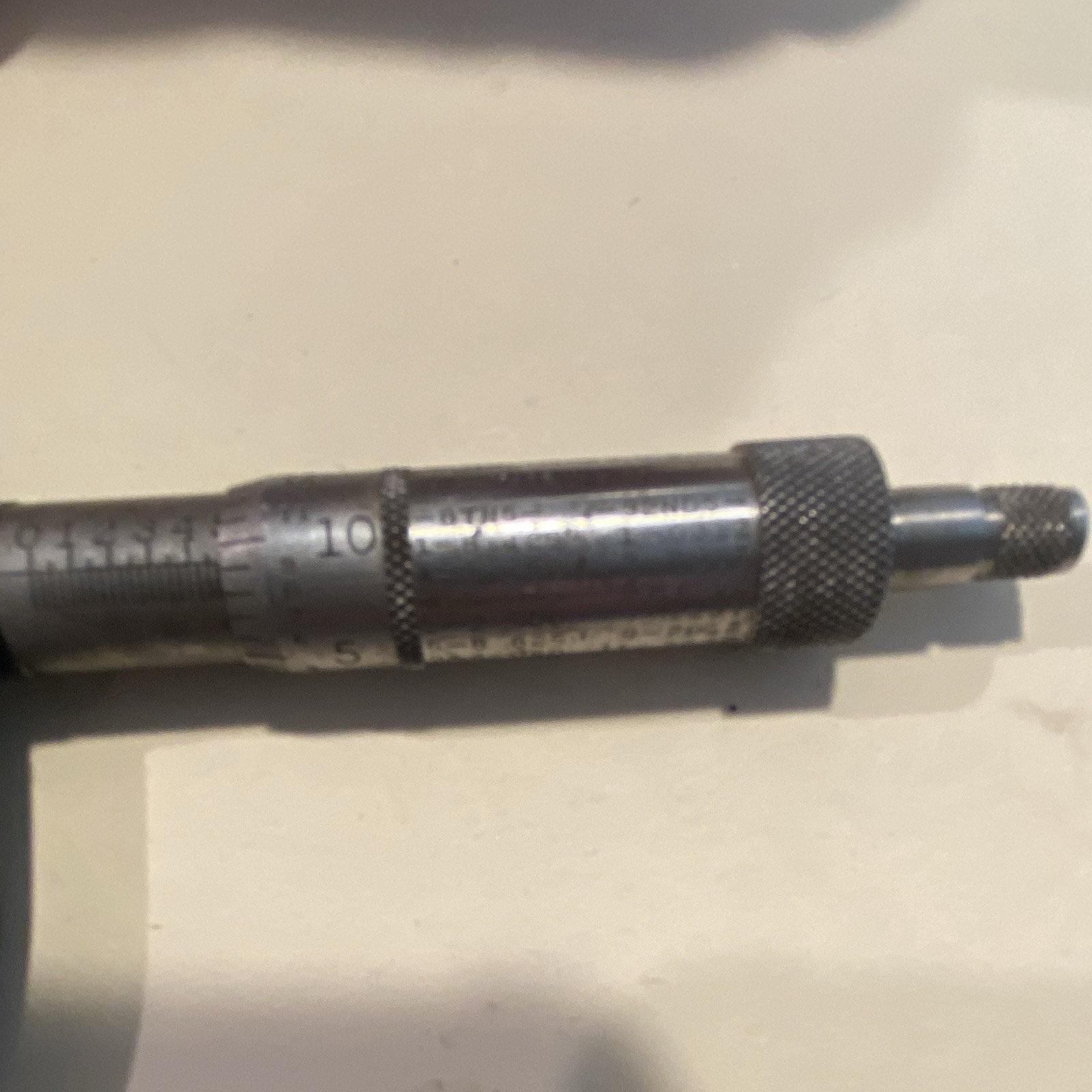 Starrett 230 Outside Micrometer 0-1 in Mechanical 0.001 in Resolution w/ Box