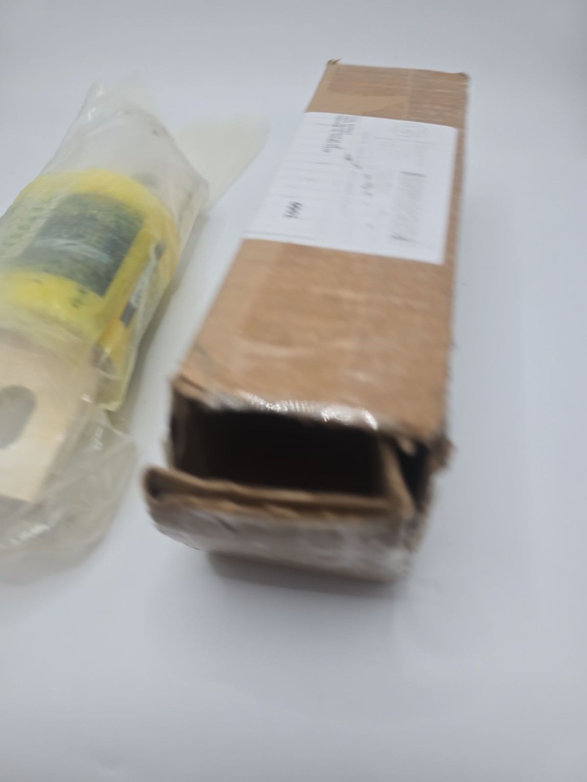 Bussmann KRP-C-800SP Hi-Cap Fuse 800A 600V Class L Low-Peak Time-Delay sealed