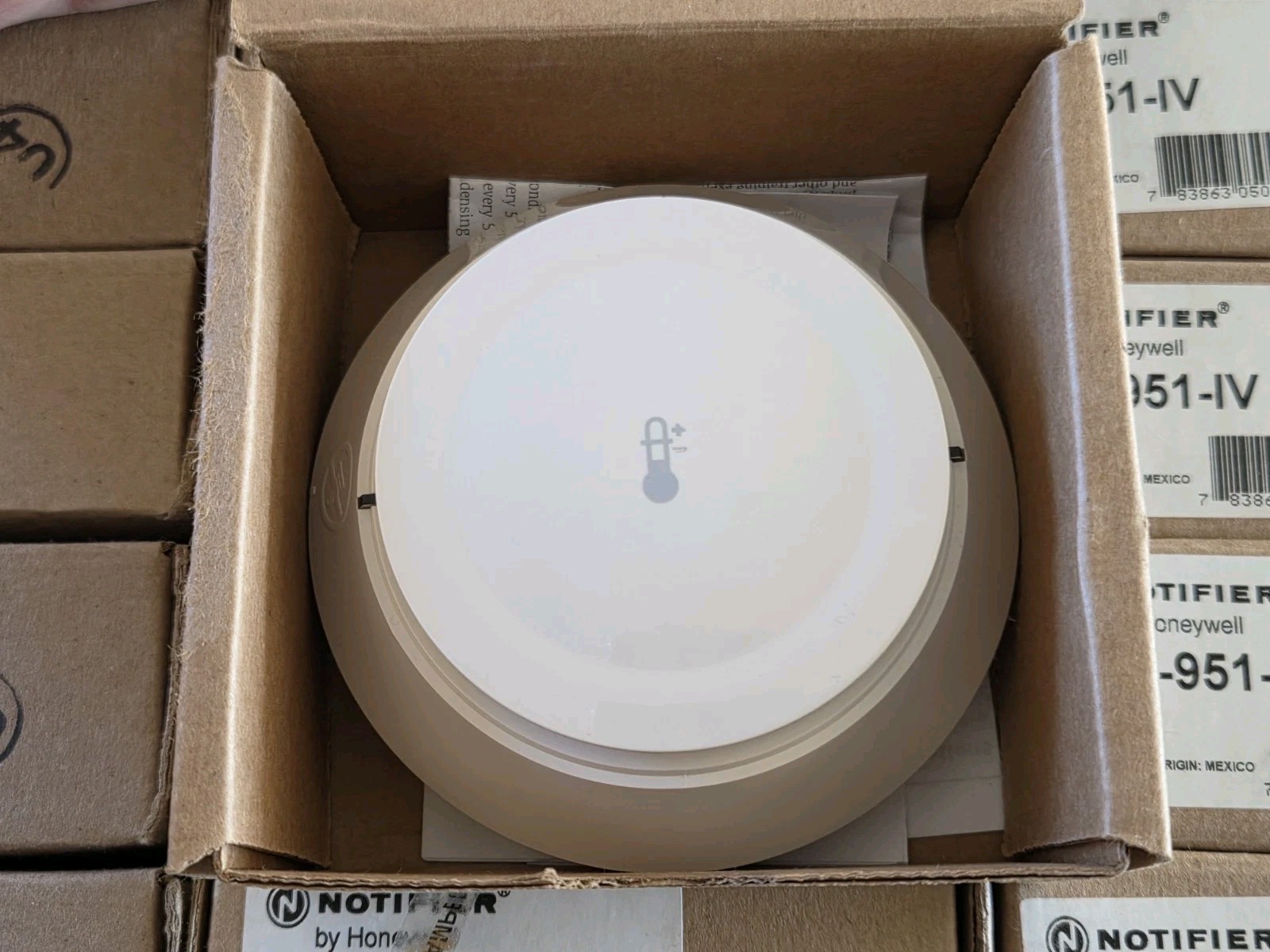 NOTIFIER FST-951-IV INTELLIGENT THERMAL HEAT DETECTOR «IVORY» BRAND NEW 15 AVAIL
