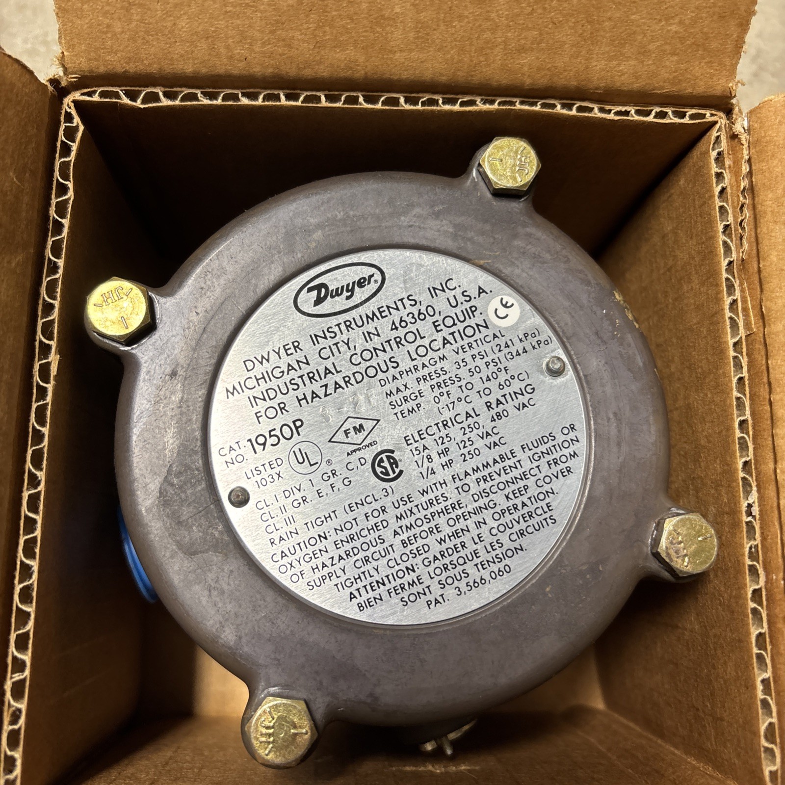 Dwyer 1950P-2-2F Explosion-proof Pressure Switch