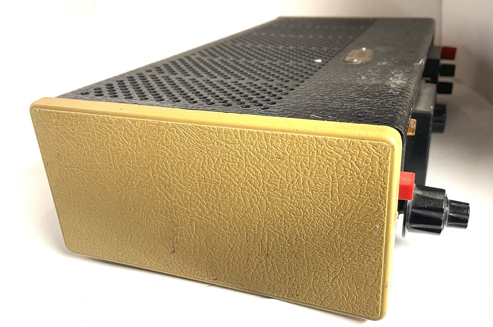 Vintage BK PRECISION Dynascan Model 1601 Regulated DC Power Supply 0-50V 2 Amp