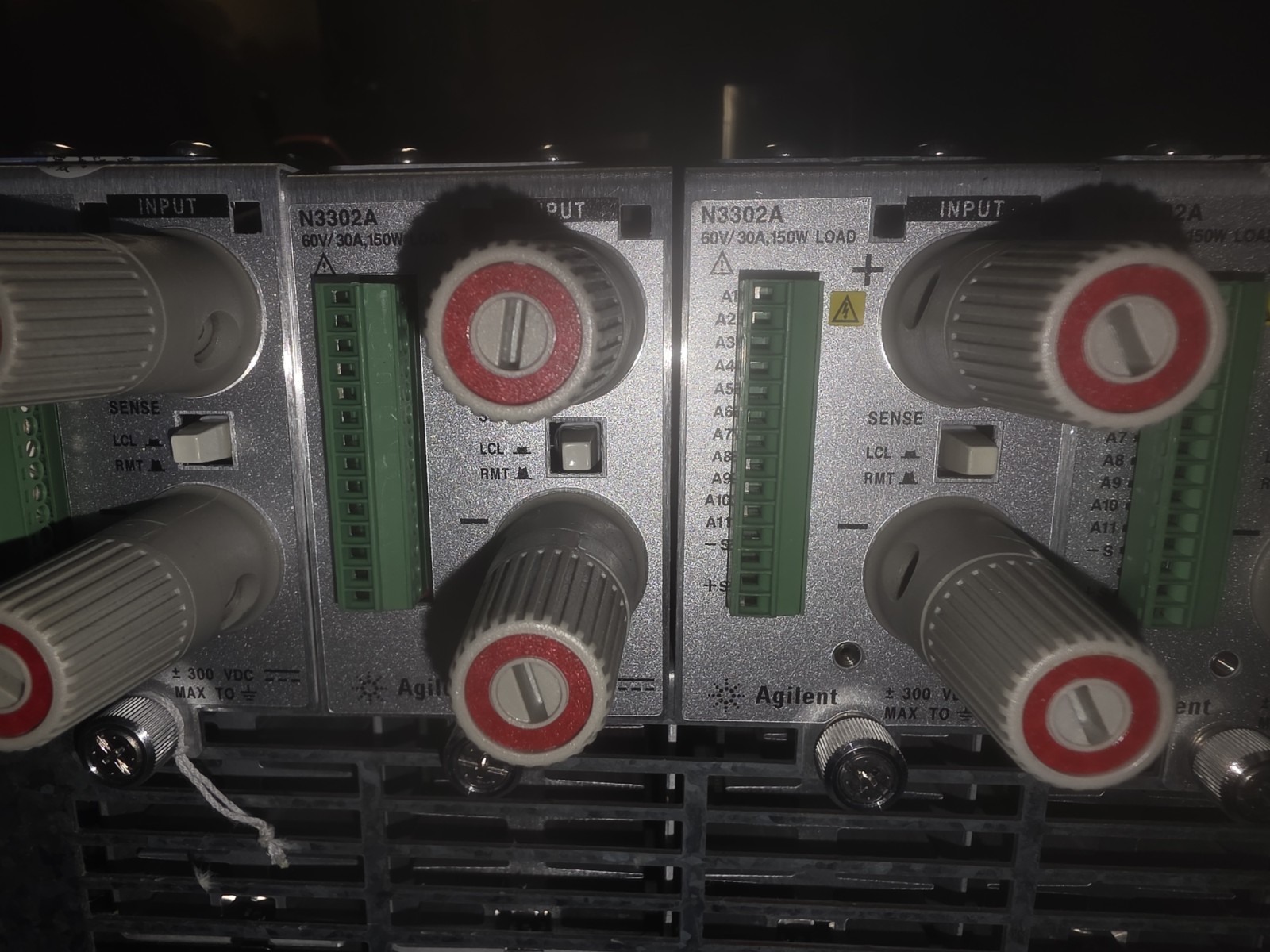 Keysight/Agilent N3300A DC Electronic Load Mainframe W/ 4x N3304A & 1x N3306A