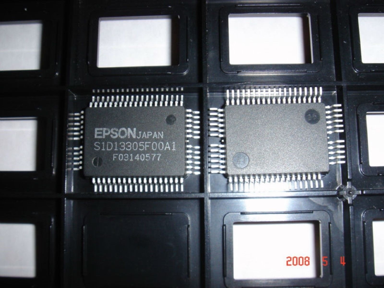 EPSON S1D13305F00A1 QFP64 IC SED1335FOA LCD CONTROLLER RH