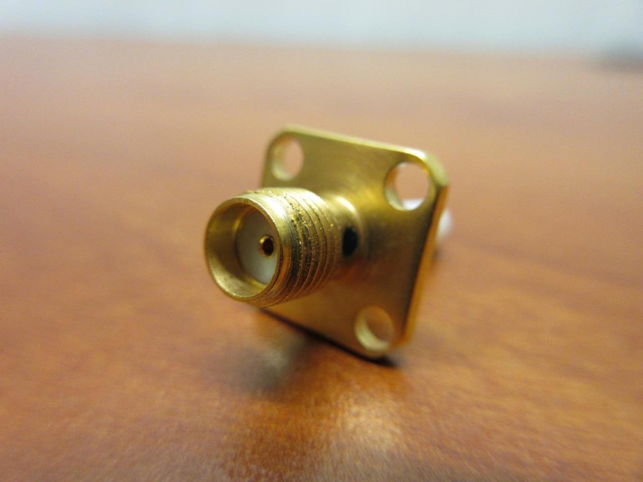 PASTERNACK PE4099 SMA Female Connector Solder Attachment 4 Hole Flange Mount