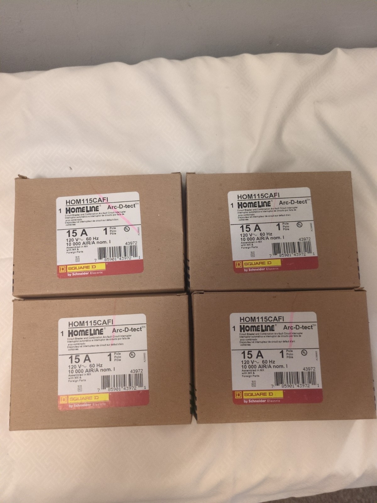 (4) Square D HOM115CAFI 15A 1P AFCI Breaker (1 PCS PER BOX) CIRCUIT BREAKERS
