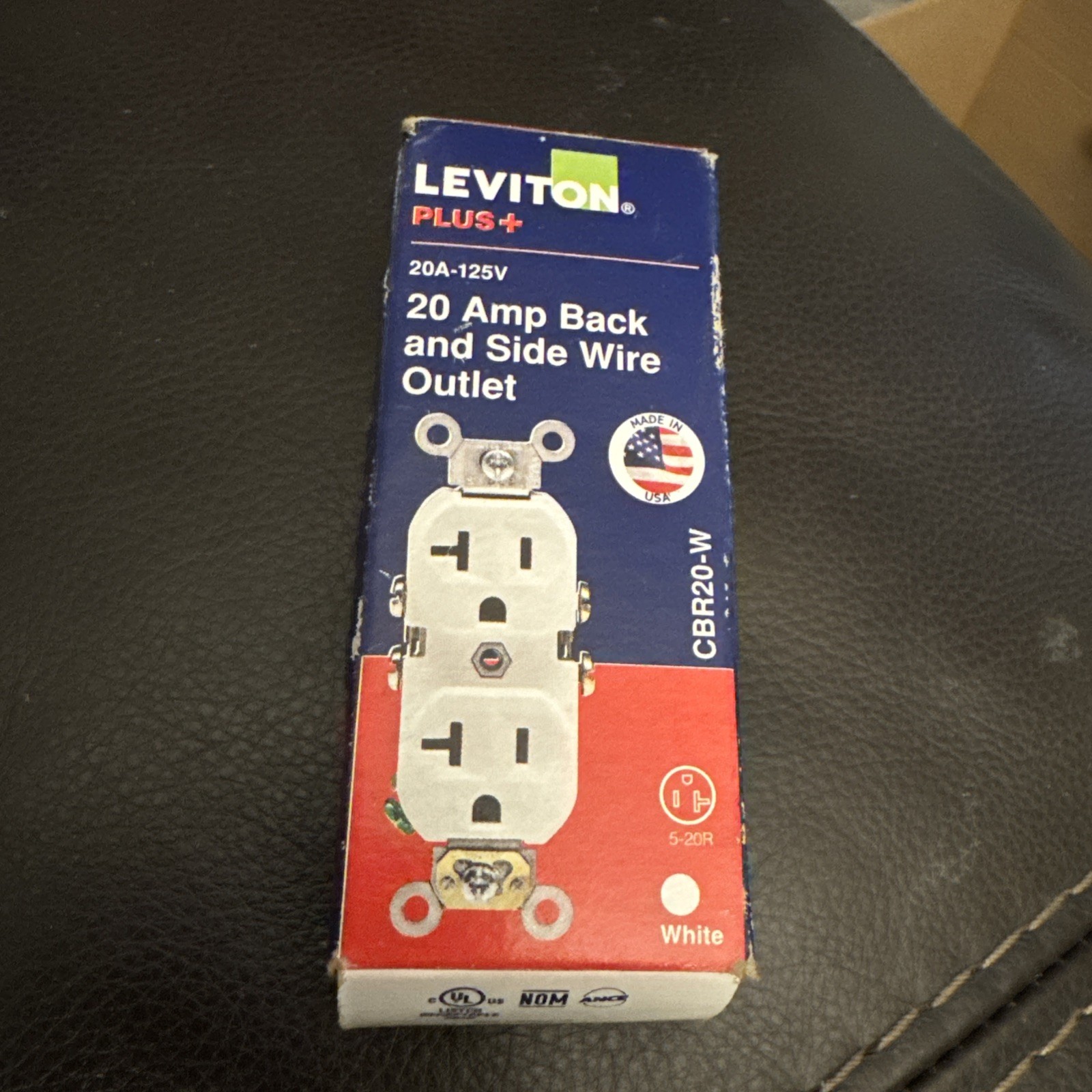 NEW! Leviton Plus+ 20A 125V Duplex WHITE Back & Side Wire Outlet 5-20R #CBR20-W