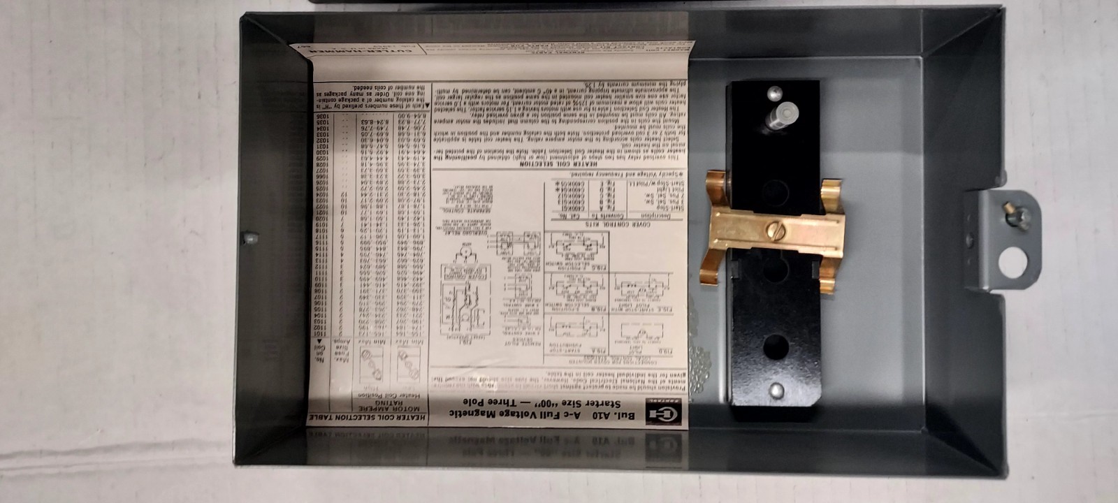 Vintage Cutler Hammer A10 AG0E Starter NOS, size 00 , 208v , NEMA 1