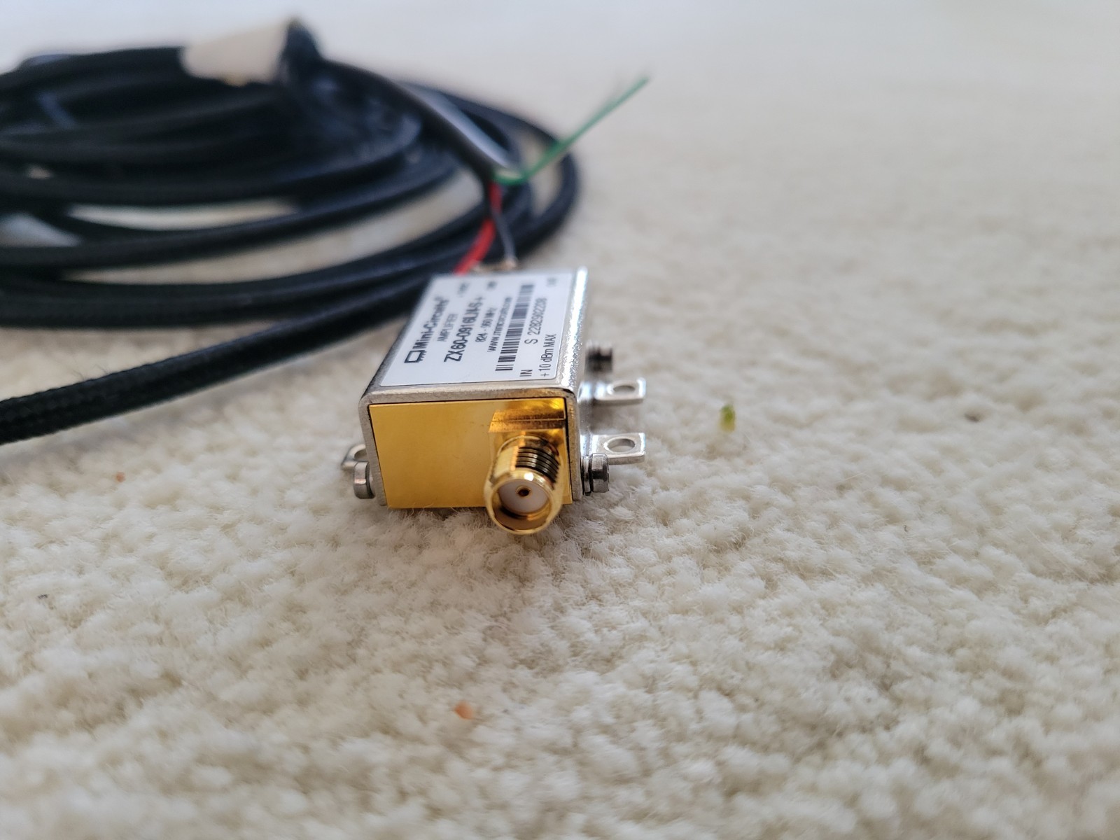 Mini-Circuits 824-960 MHZ +18dB Low Noise Amplifier ZX60-0916LN-S+ 5V