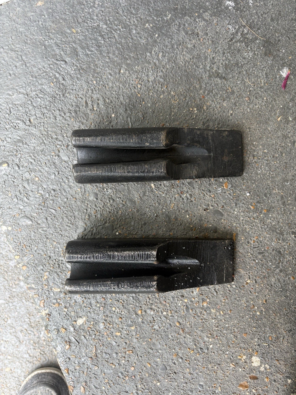 2 Scarifier Tips, Fits Some Gallion, Komatsu Motor Graders, 31281C, 1266753H1