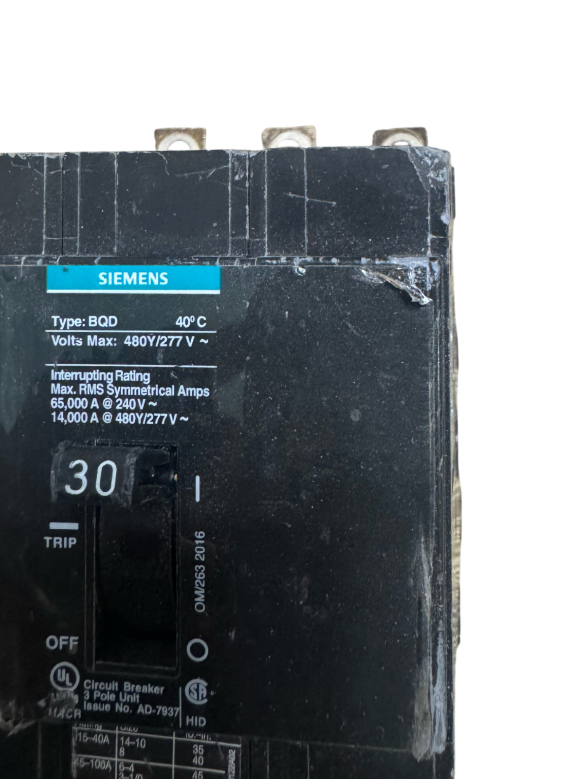 Siemens BQD330 Molded Case Circuit Breaker | 30A | 3-Pole | 480Y/277V | Bolt-On