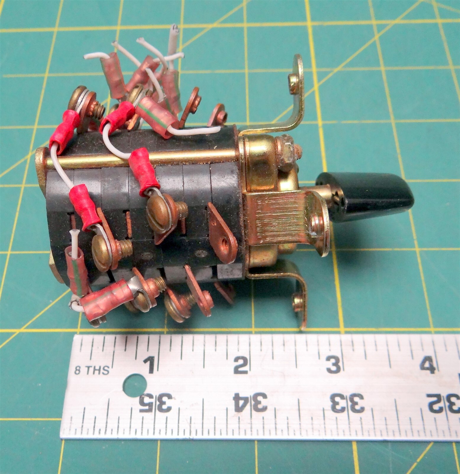 ElectroSwitch Series 101 Four Hole Mount Rotary-Action Control Switch