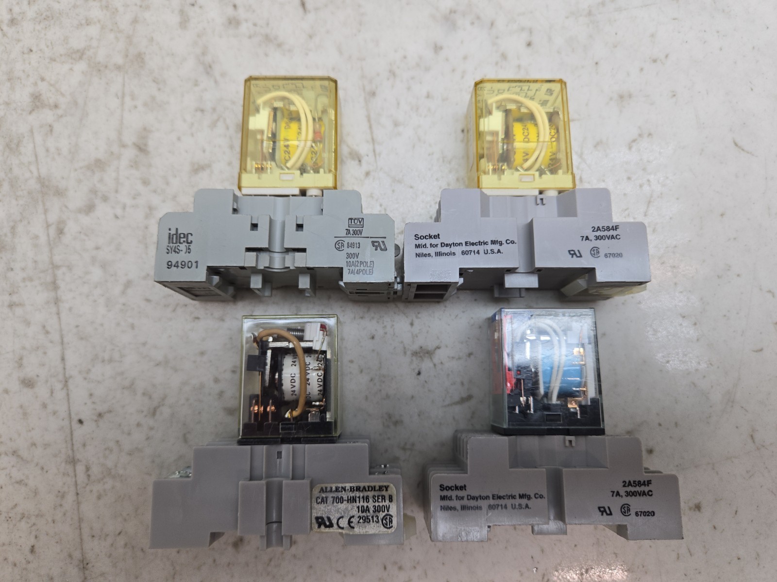 Mixed Lot of Power Relays and Relay Sockets Misc Industrial Electronics See Pics