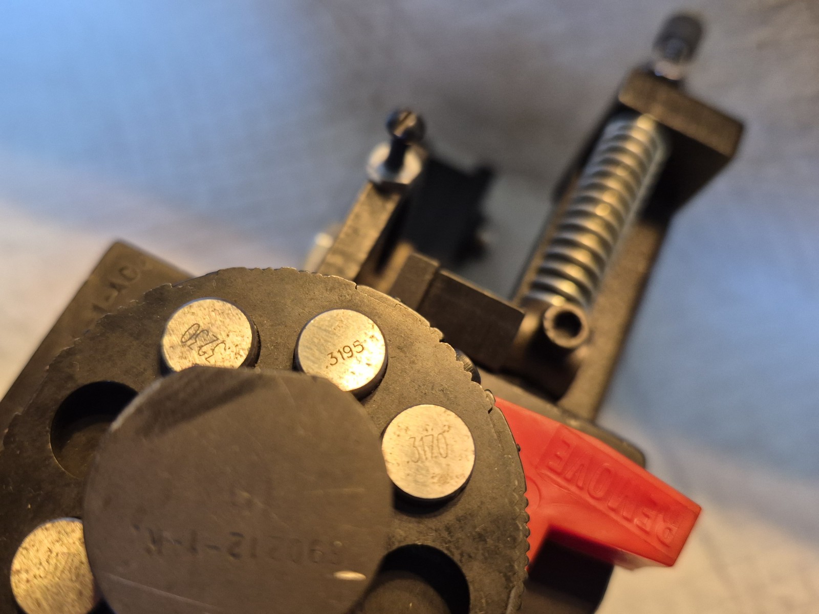 AMP TYCO 1385296-3 BENCHTOP CRIMPING PRESS APPLICATOR Heavy Duty Mini (HDM)