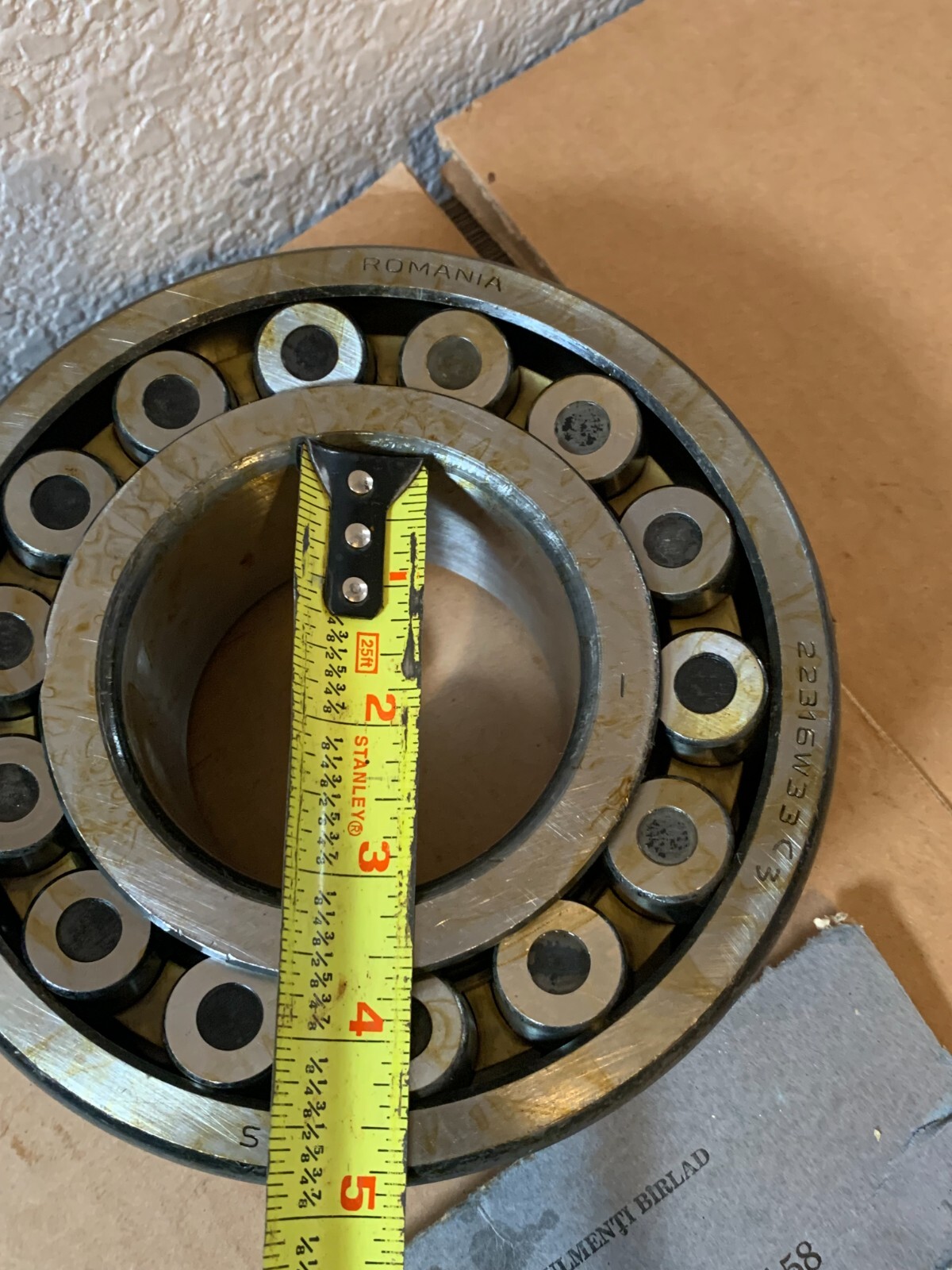 URB Spherical Roller Bearing 22316W33C3 22316 W33 C3 NEW OLD STOCK Romania