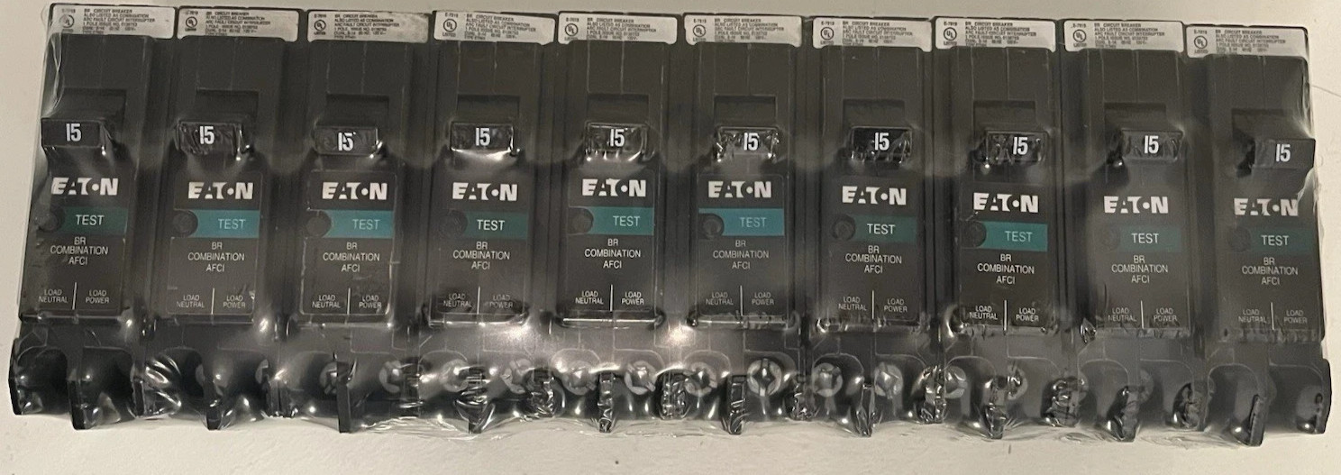 10 Pcs Of Eaton BRP115AF 120/240V 15A Single Phase Arc Fault / Plug In / Used