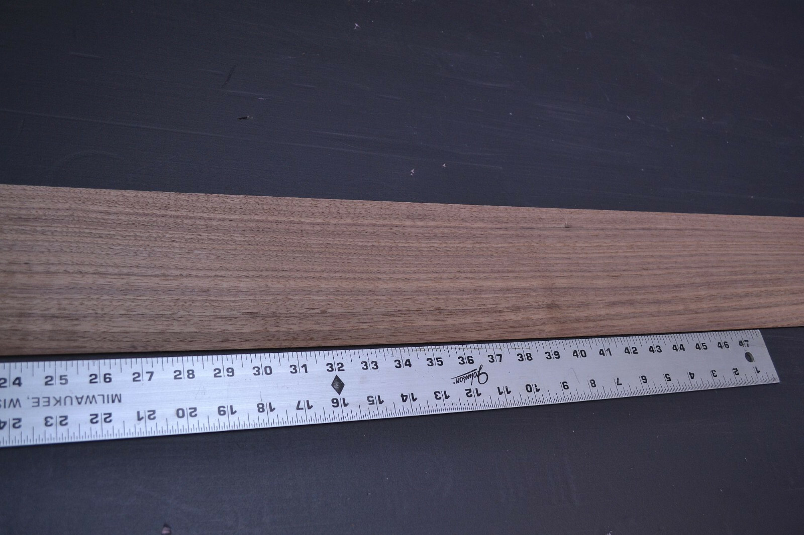 Walnut Raw Wood Veneer Sheet 4.5 x 61 inches 1/42nd thick 7628-22