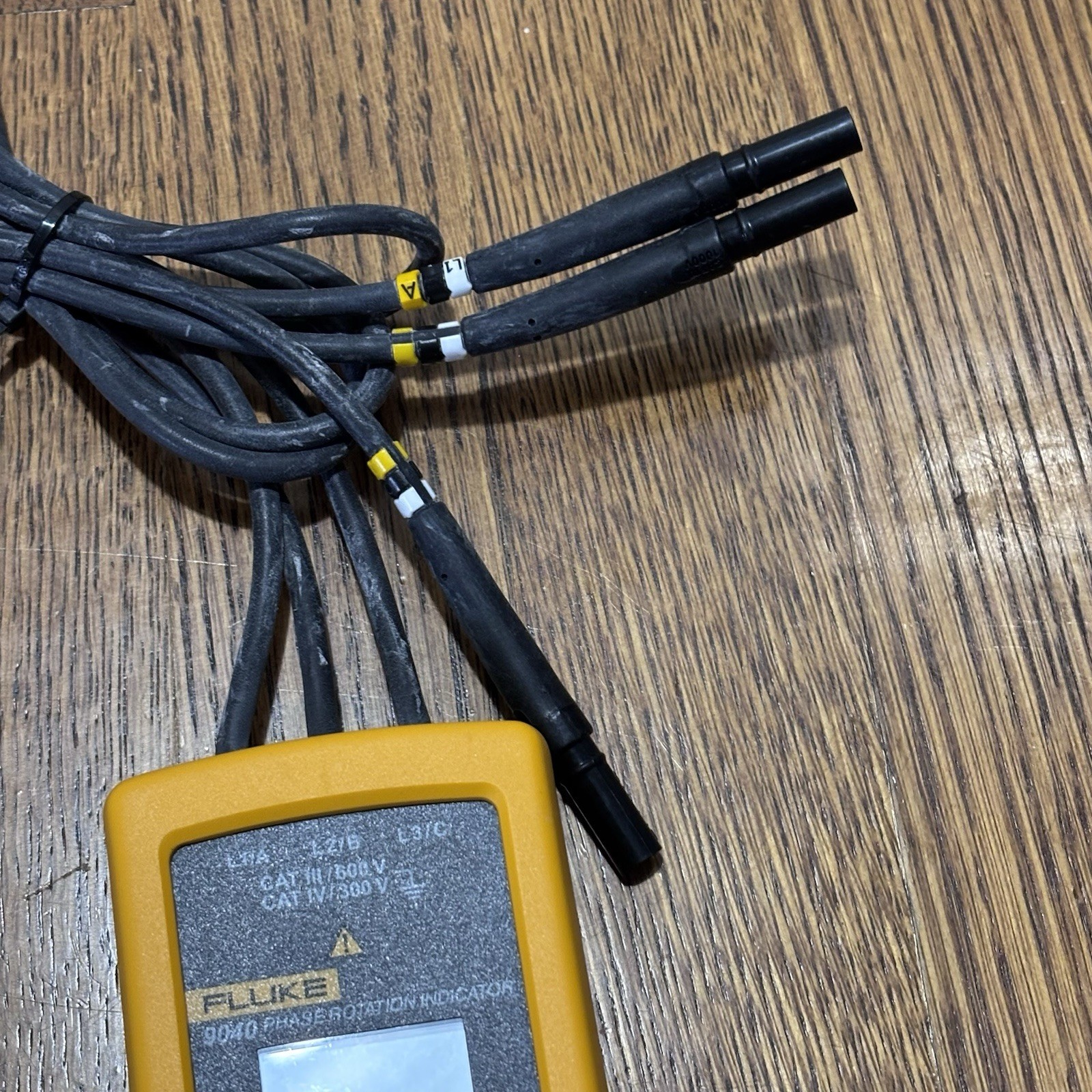 Fluke 9040 Digital Phase Rotation Indicator Meter Rotation Tester 3 Phase Meter