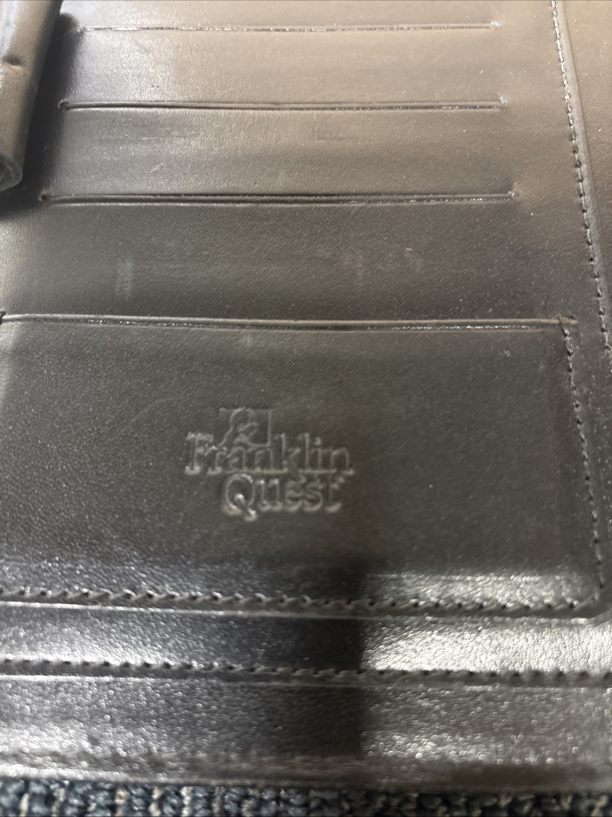 Franklin Quest Black Classic Full Grain Leather Open Binder Day Planner