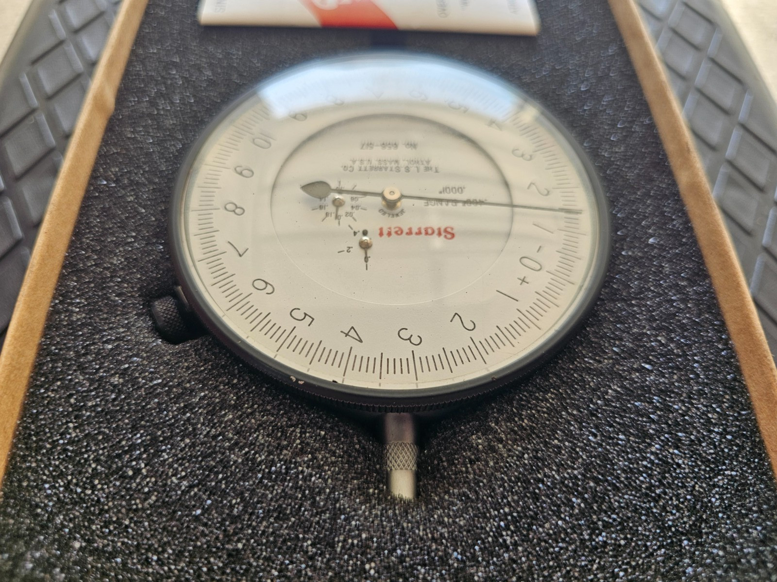 Starrett 656-517J Dial Indicator – 0.400in Range – .0001″ Graduation