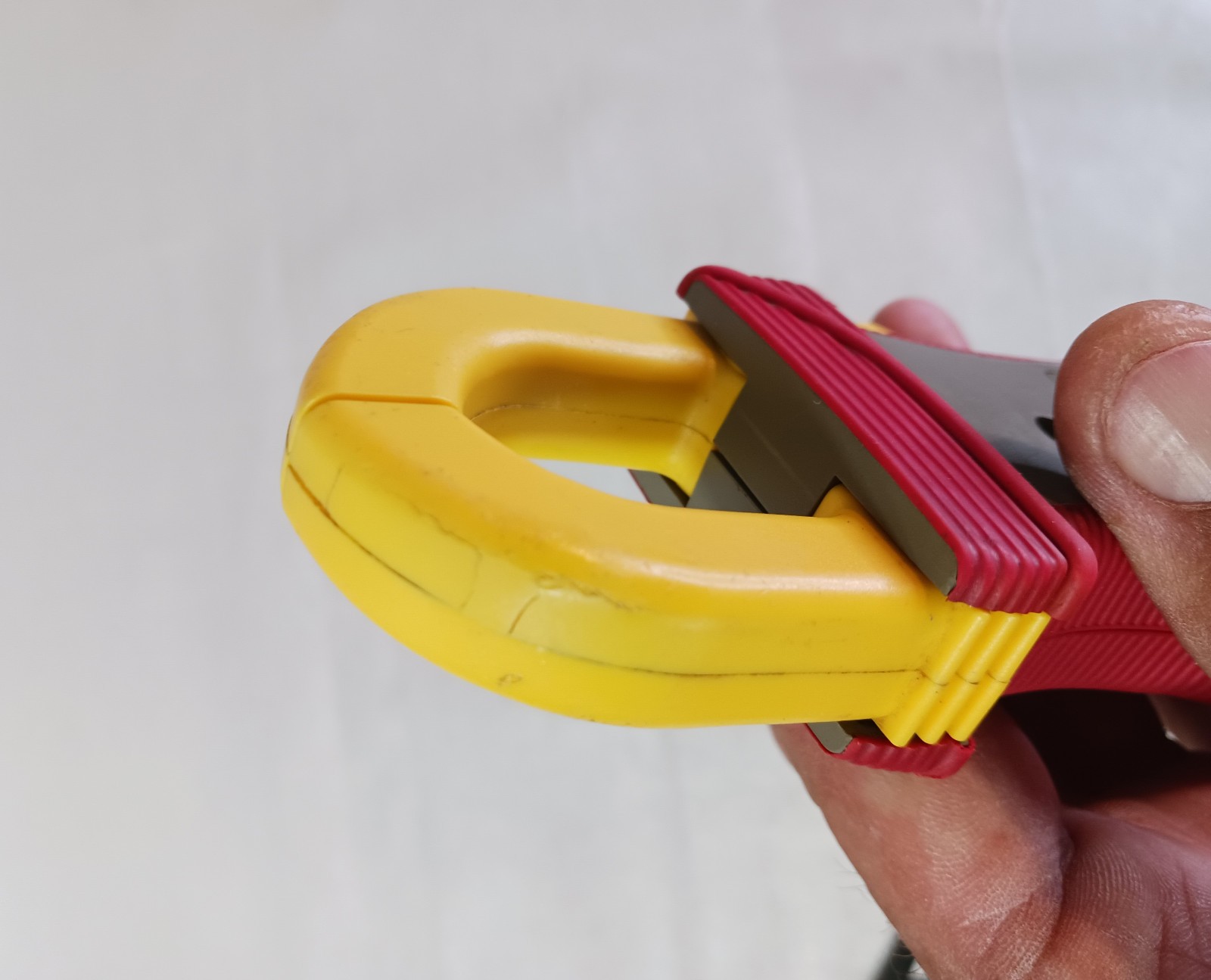 Amprobe ACD-14 Digital Clamp Multimeter w/ Fluke Leads