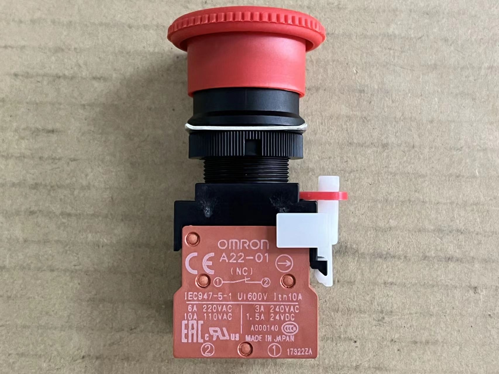 1PCS Omron Basic SwitchA22E-M-02 A22EM02