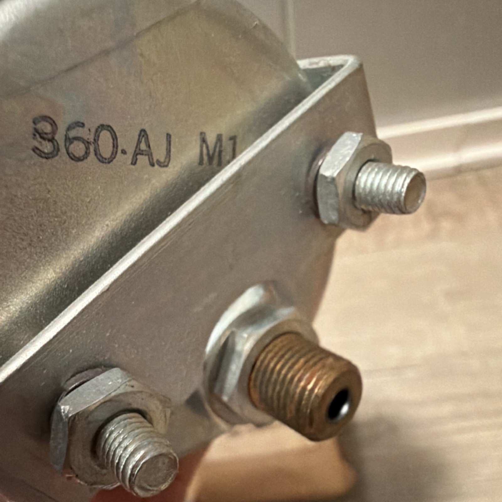 Stewart Warner Air Pressure Gauge 150 psi 360-AJ M1 Back Mount