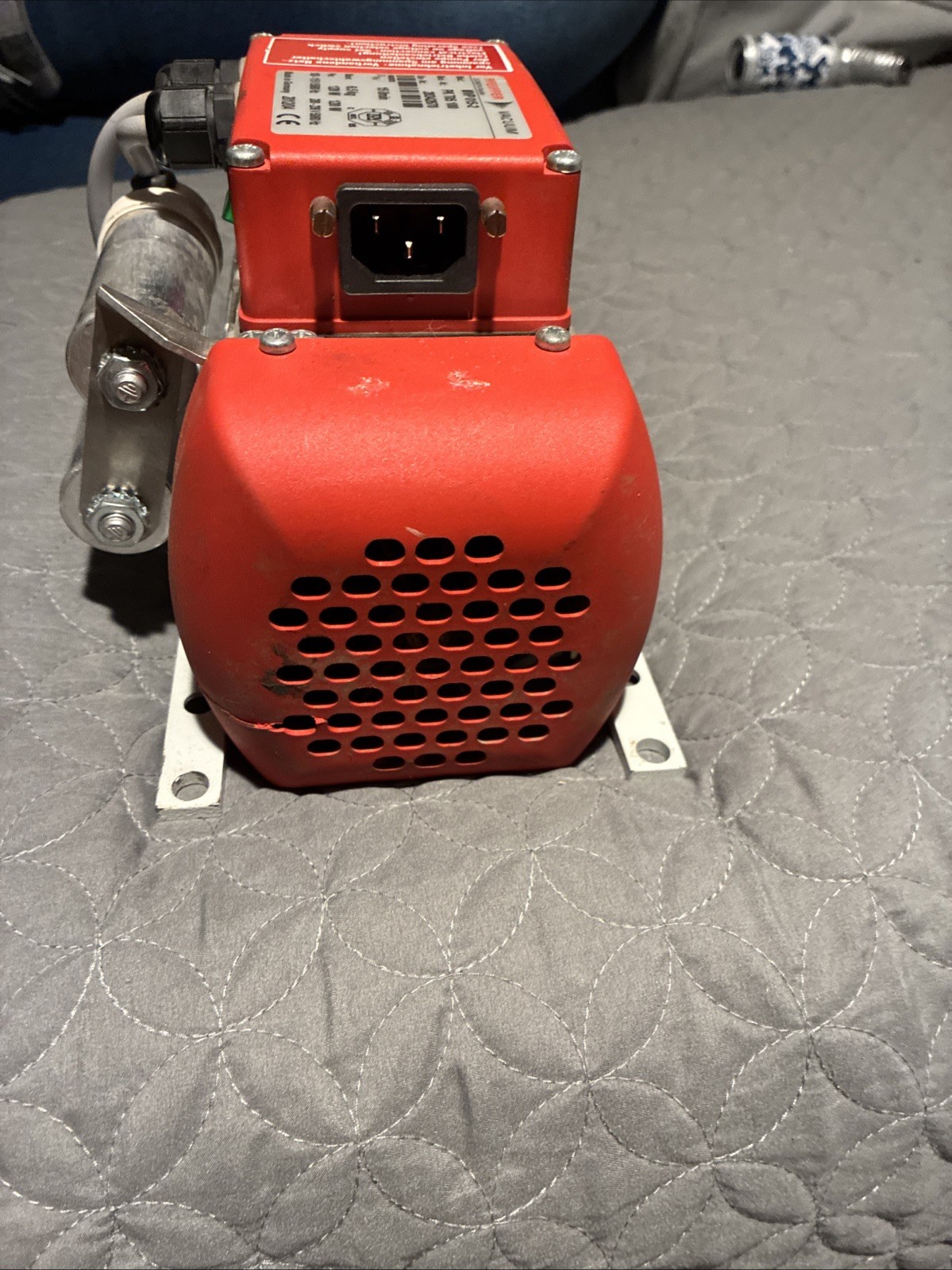 pfeiffer vacuum pump