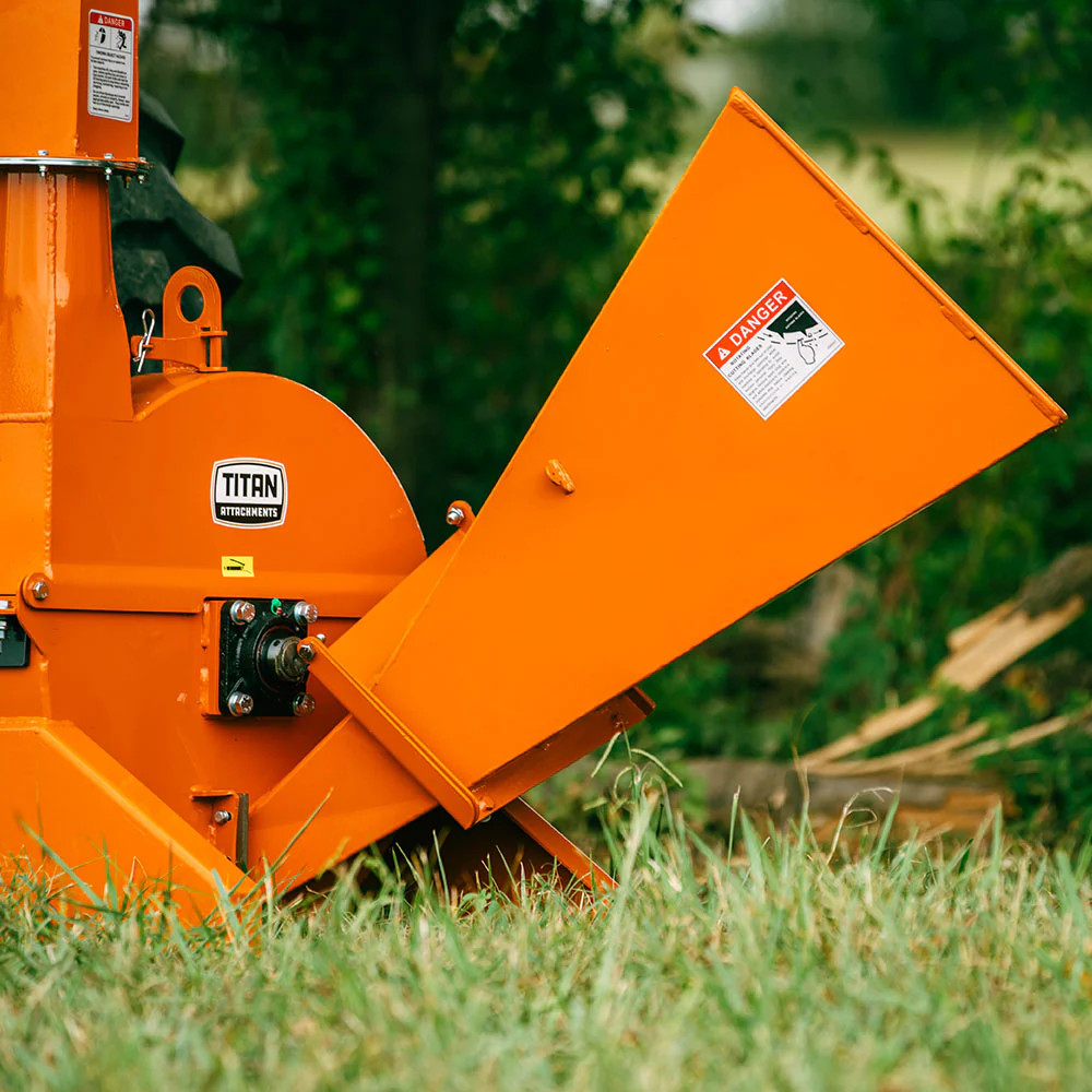 Titan Attachments 3 point PTO Driven 4″x 10″ Wood Chipper Shredder Mulcher