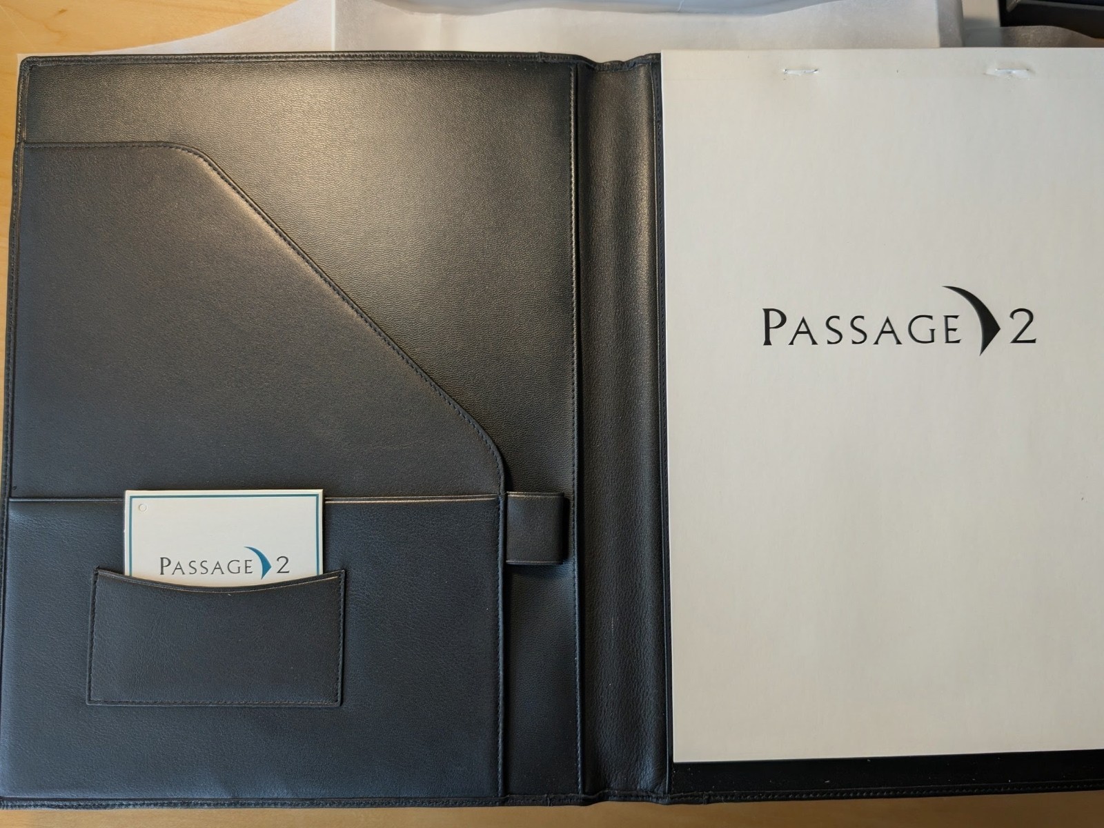 Passage 2 Model 3102 – Black leather padfolio – New in original box