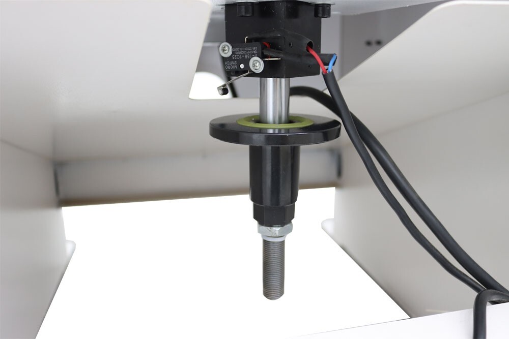 110V Dust-free Pneumatic Woodworking Hinge Drilling Machine 45-9.5 0.6-0.8MPA